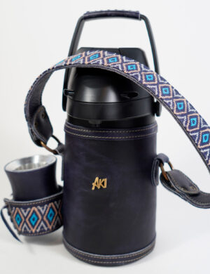 Termo Inox 1.3 En Cuero Azul Marino Gastado Con Ao Poi