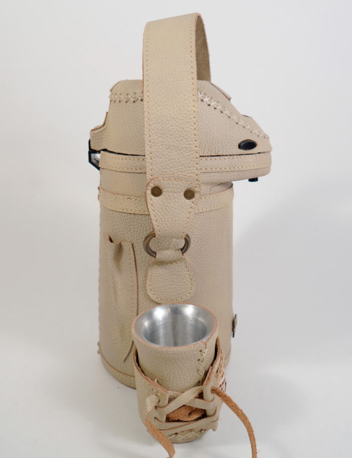 Termo Inox 1.3 Forrado Completo En Cuero Marron Japones Claro Con Ao Poi