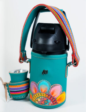 Termo Inox 1.3 En Cuero Turquesa Con Faja Y Ñanduti