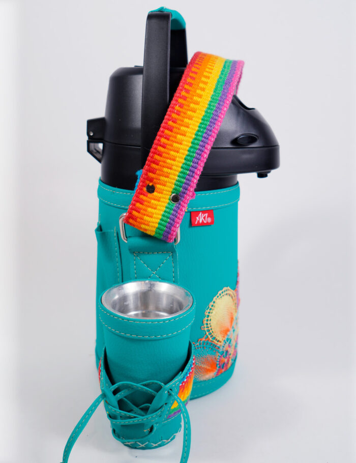 Termo Inox 1.9 En Simil Cuero Turquesa Con Faja Y Ñanduti