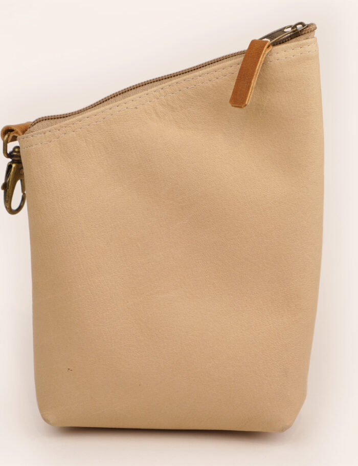 Yerbera De Cuero Con Cierre Color Marron Suela Combinado Con marron Cafe