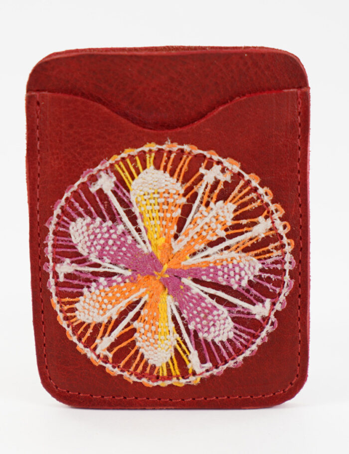 Tarjetero En Cuero Rojizo Gastado Con Ñanduti