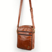 Mini Morral En Cuero Marron Rojizo