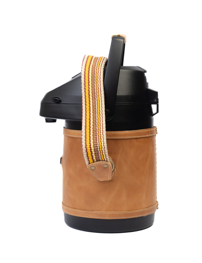 AKI TERMO INOX 2,5 TERERE CUERO MARRON SUELA CON FAJA 2 AKI TERMO INOX 2,5 TERERE CUERO MARRON SUELA CON FAJA 2